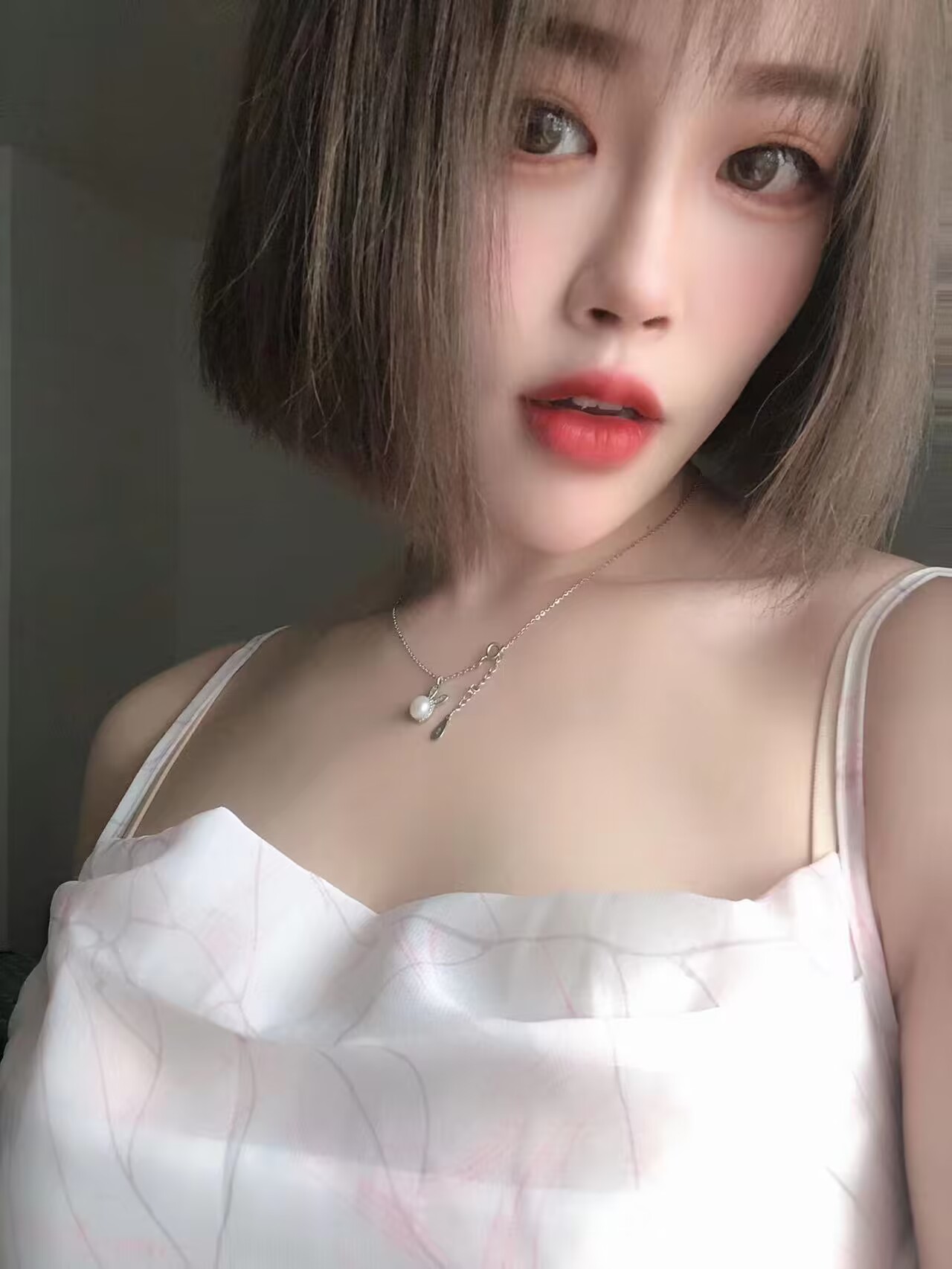 00后腿细身材好