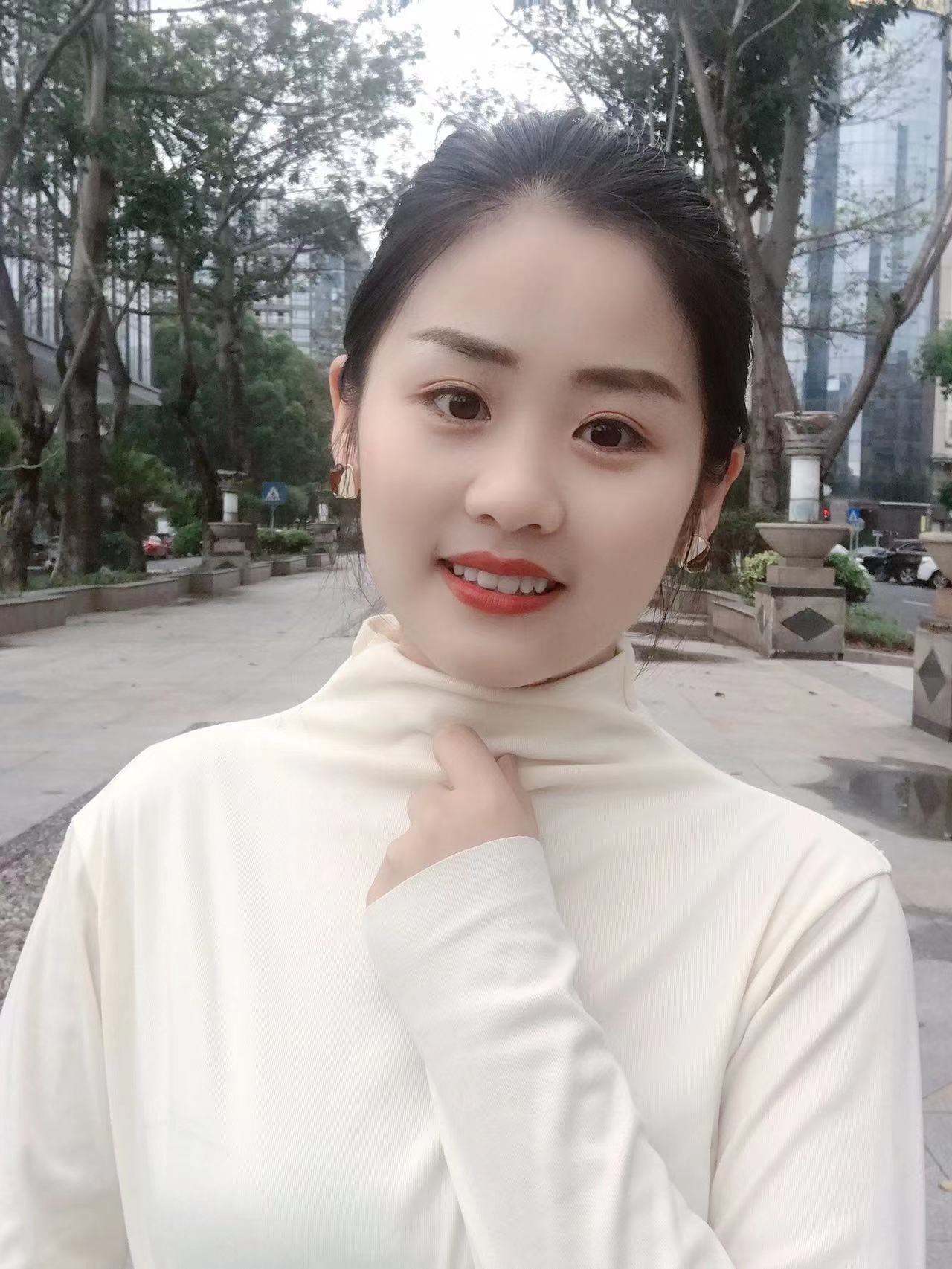 靠谱推荐身材性感小妹妹