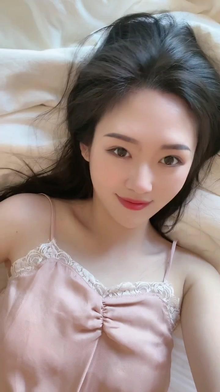 性价比高，泻火首选的年轻小美女